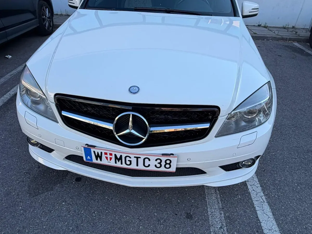 Mercedes-Benz C-Class 2008 photo 3