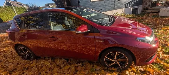Toyota Auris 2017 photo 3