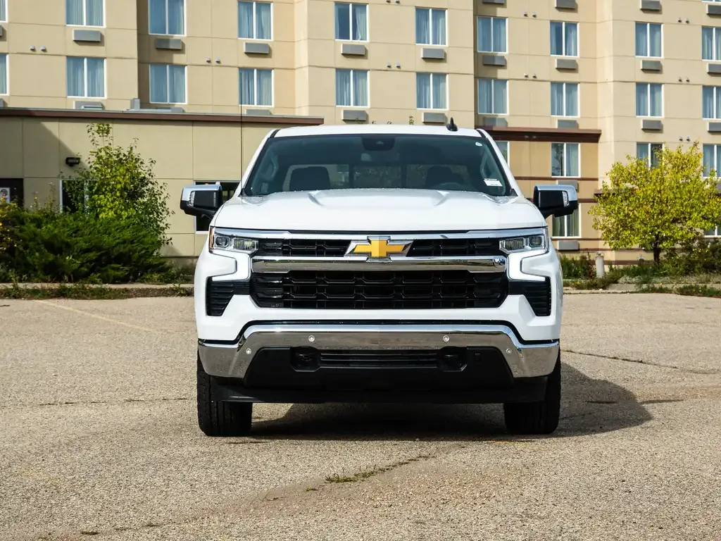 Chevrolet Silverado 1500 2026 photo 3