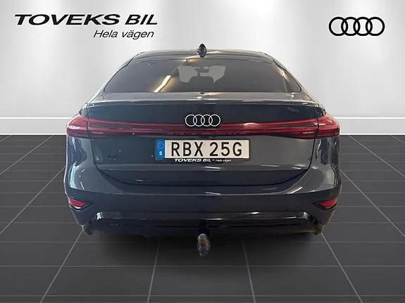 Audi A6 2025 photo 4