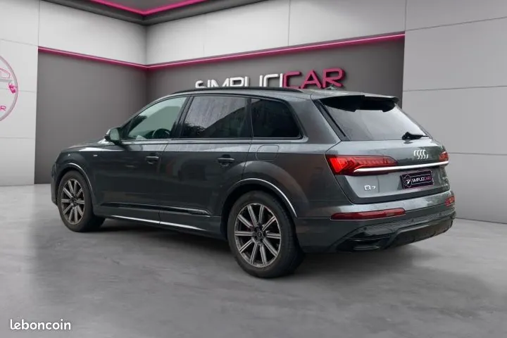 Audi Q7 2021 photo 3