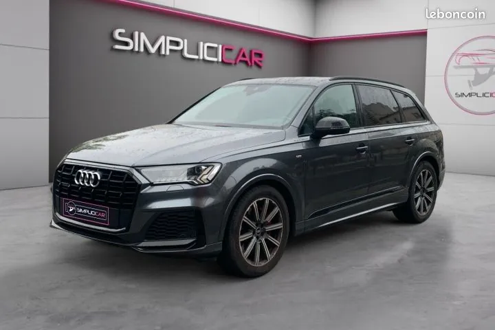 Audi Q7 2021 photo 5