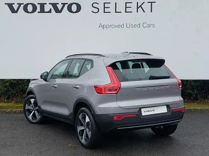 Volvo Xc40 2026 photo 2