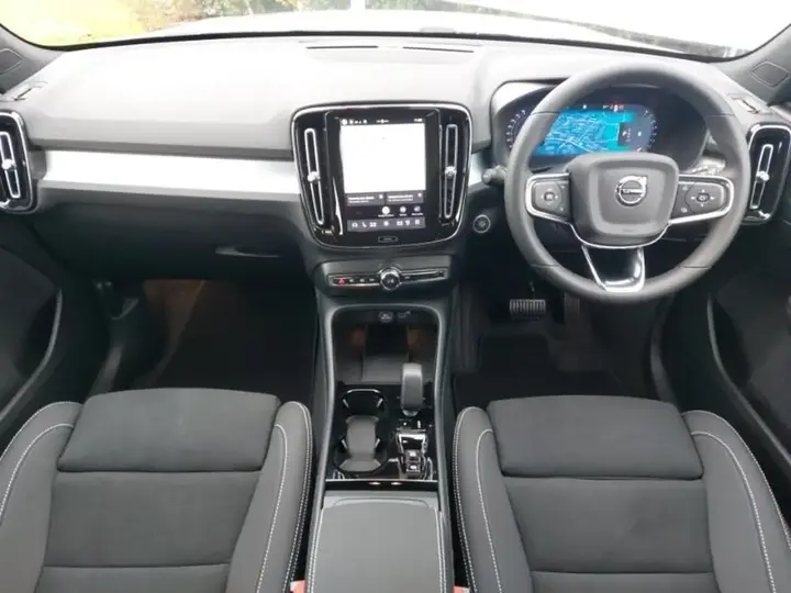 Volvo Xc40 2026 photo 3