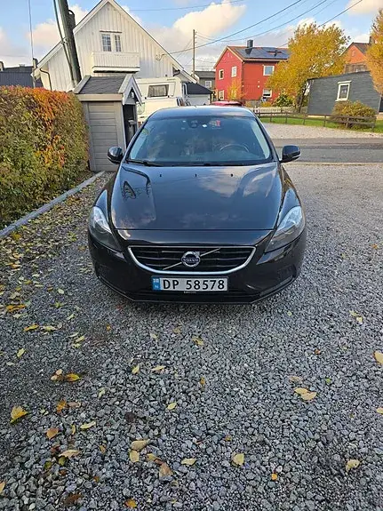 Volvo V40 2014 photo 2