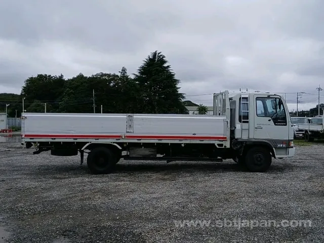 Hino Ranger 1990 photo 5