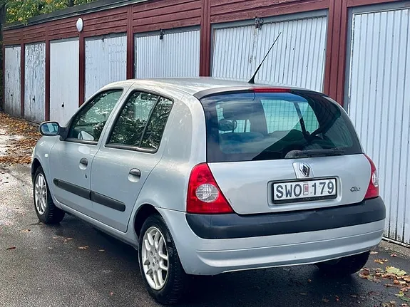 Renault Clio 2002 photo 4