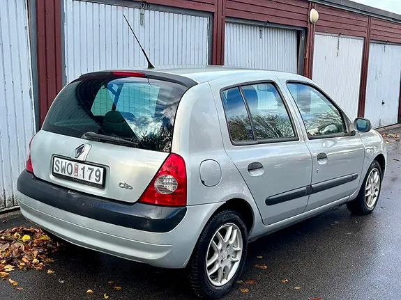 Renault Clio 2002 photo 3