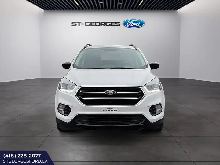 Ford Escape 2017 photo 2