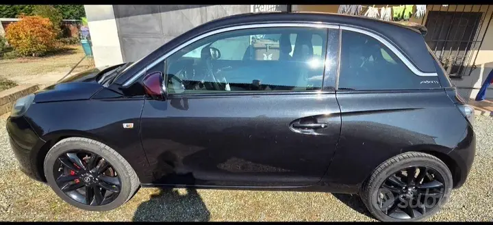 Opel Adam