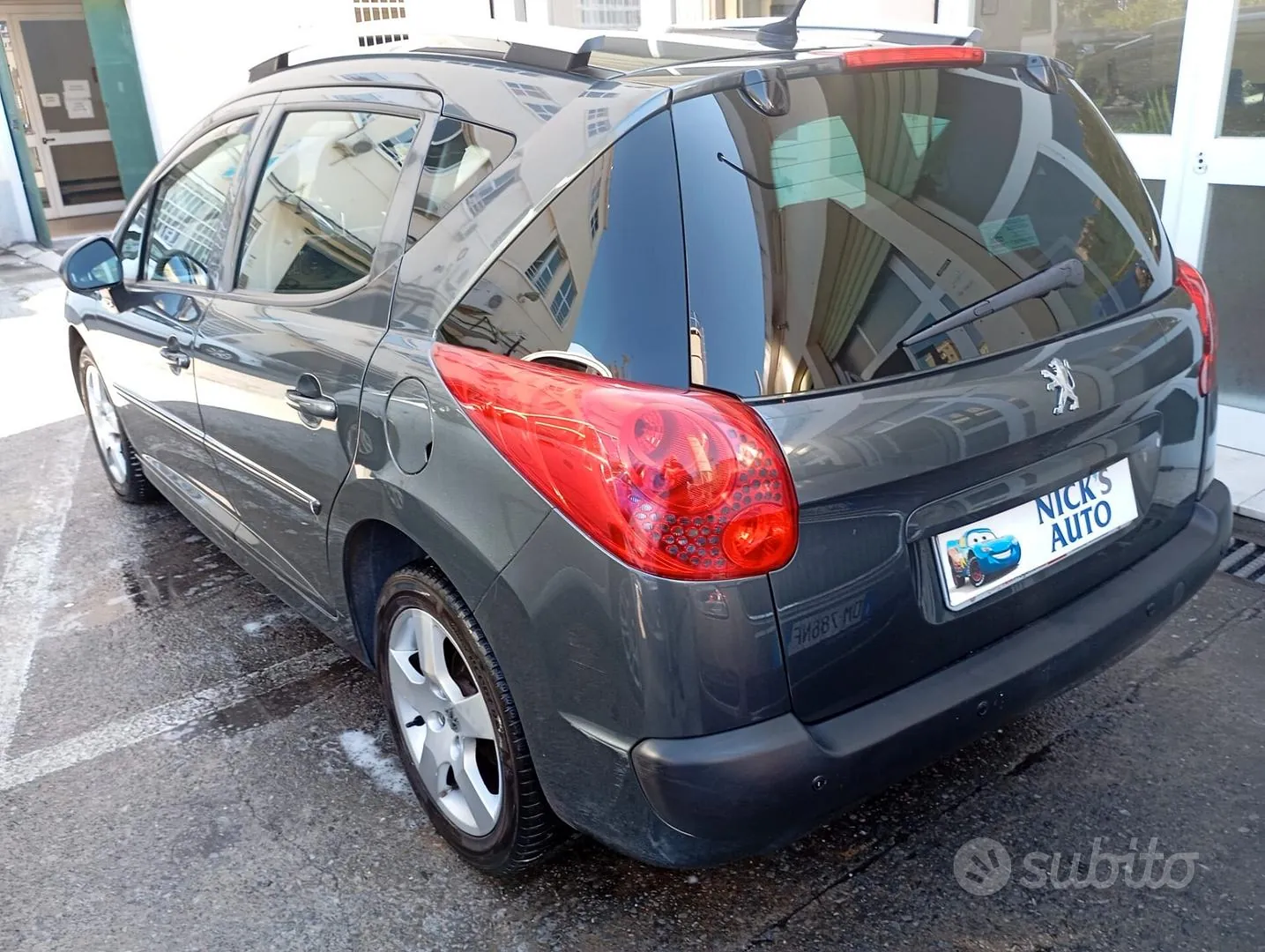 Peugeot 207 2009 photo 2