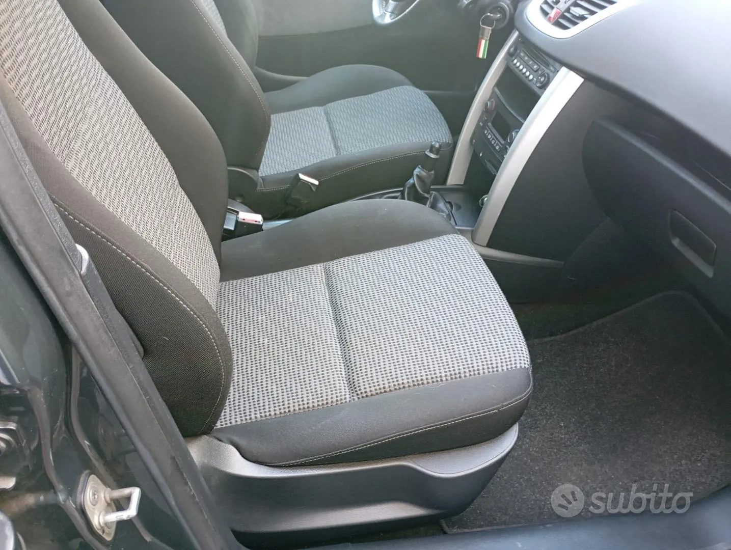 Peugeot 207 2009 photo 4