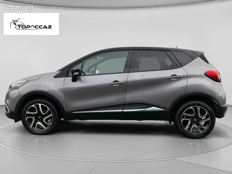 Renault Captur 2016 photo 2