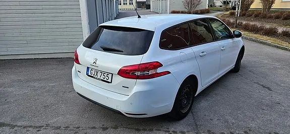 Peugeot 308 Sw 2016 photo 2