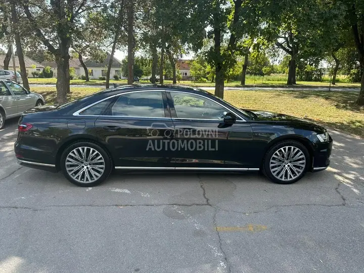 Audi A8 2019 photo 2