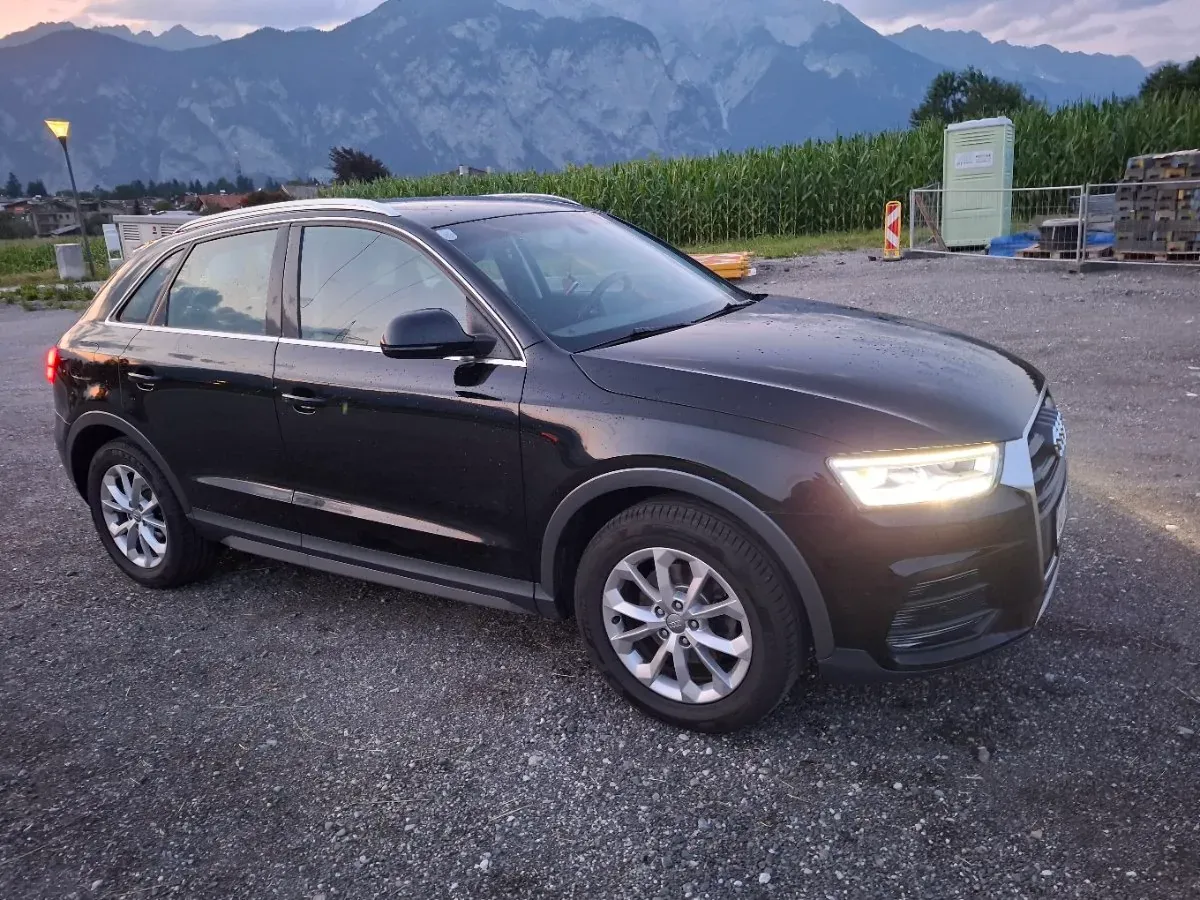 Audi Q3 2015 photo 2