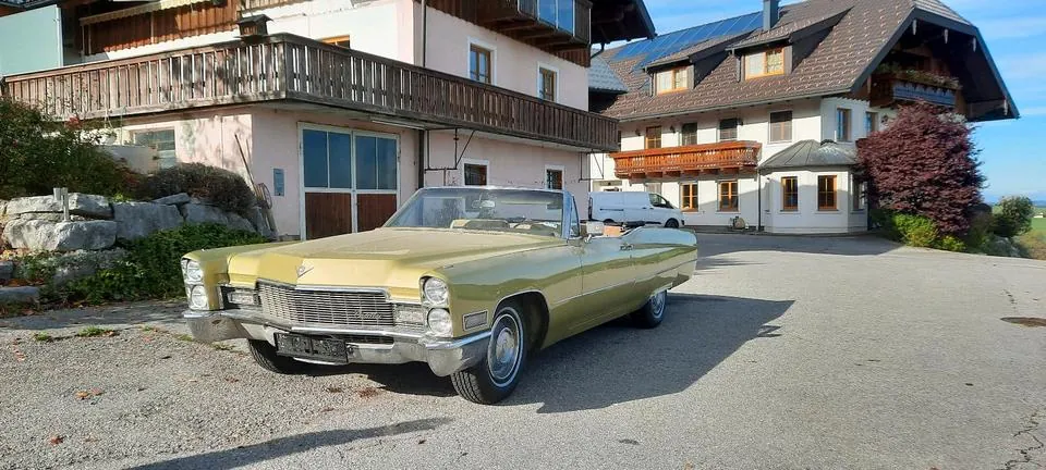 Cadillac Deville
