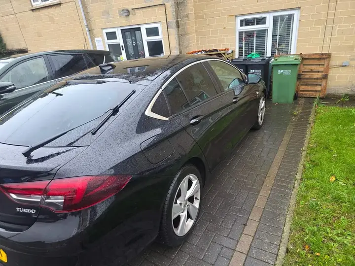 Vauxhall Insignia 2017 photo 3
