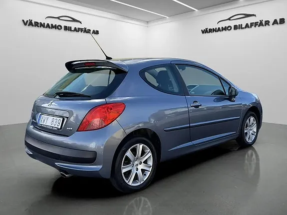 Peugeot 207 2006 photo 4