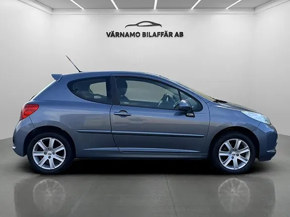 Peugeot 207 2006 photo 5