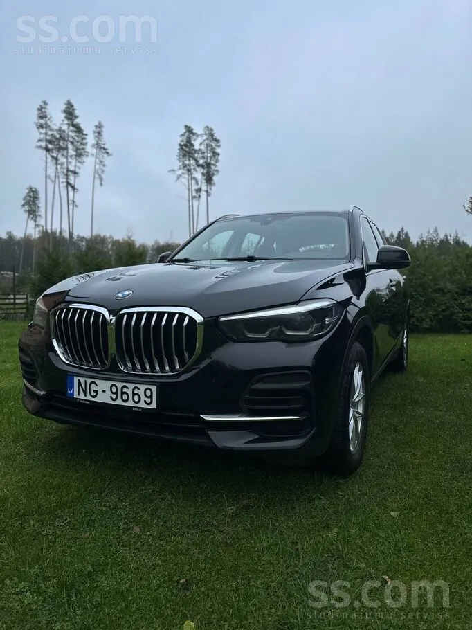 BMW X5 2022 photo 2