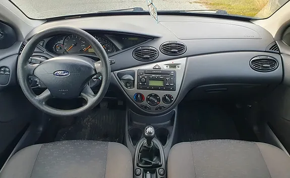 Ford Focus 2004 photo 5