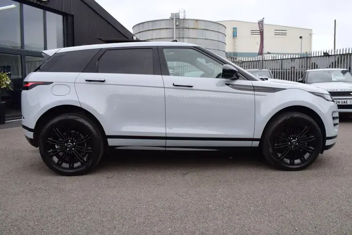 Land Rover Range Rover Evoque 2024 photo 4