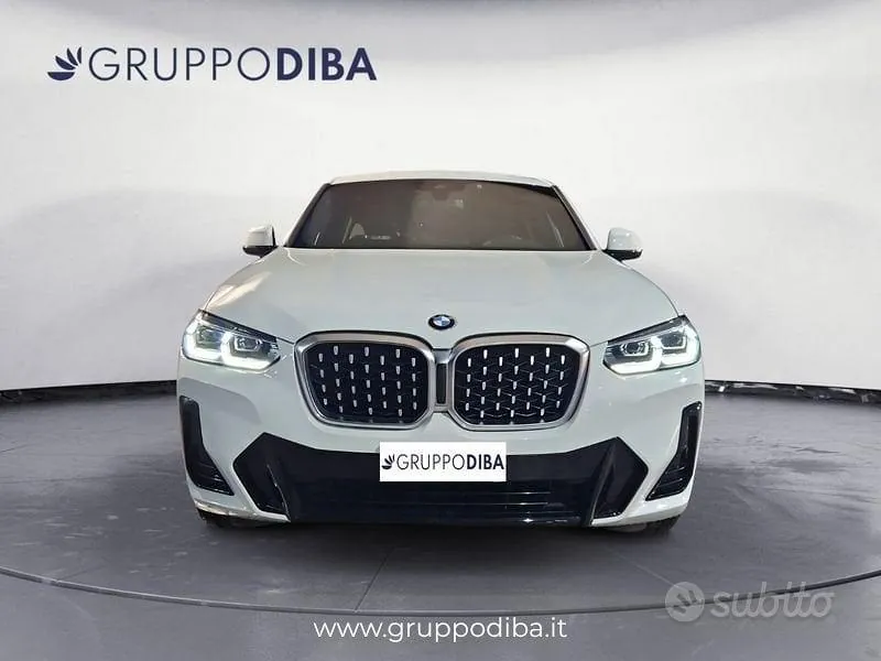 BMW X4 2022 photo 2