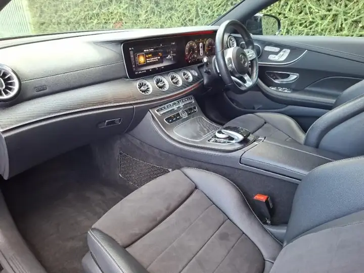 Mercedes-Benz E-Class 2020 photo 5