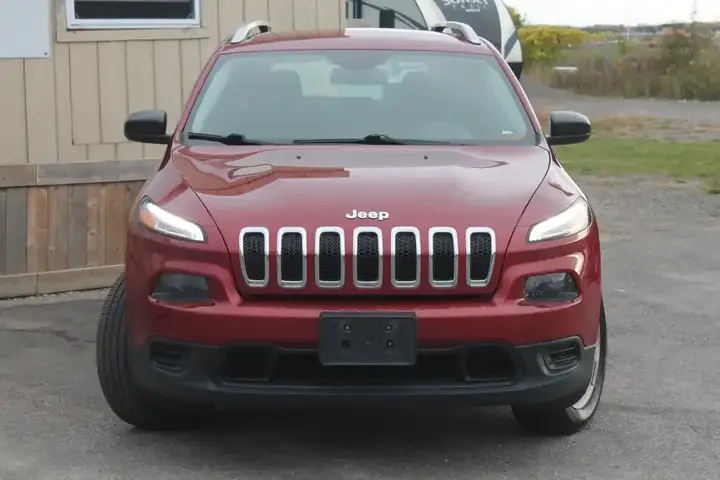 Jeep Cherokee 2016 photo 2