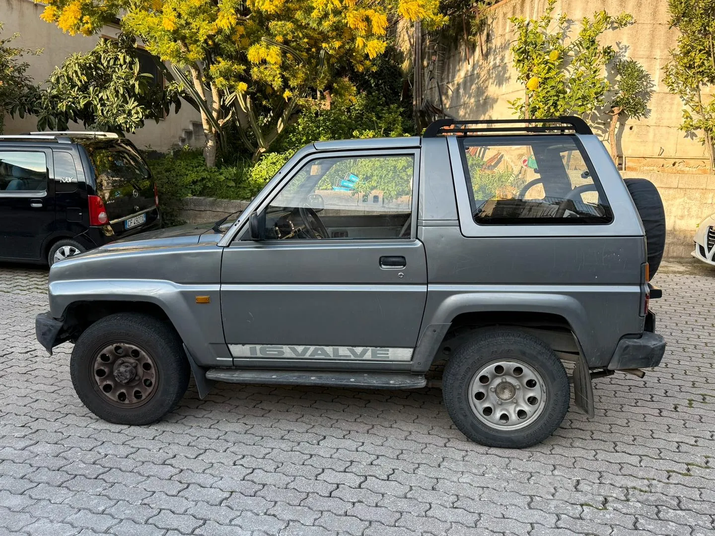 Daihatsu Feroza