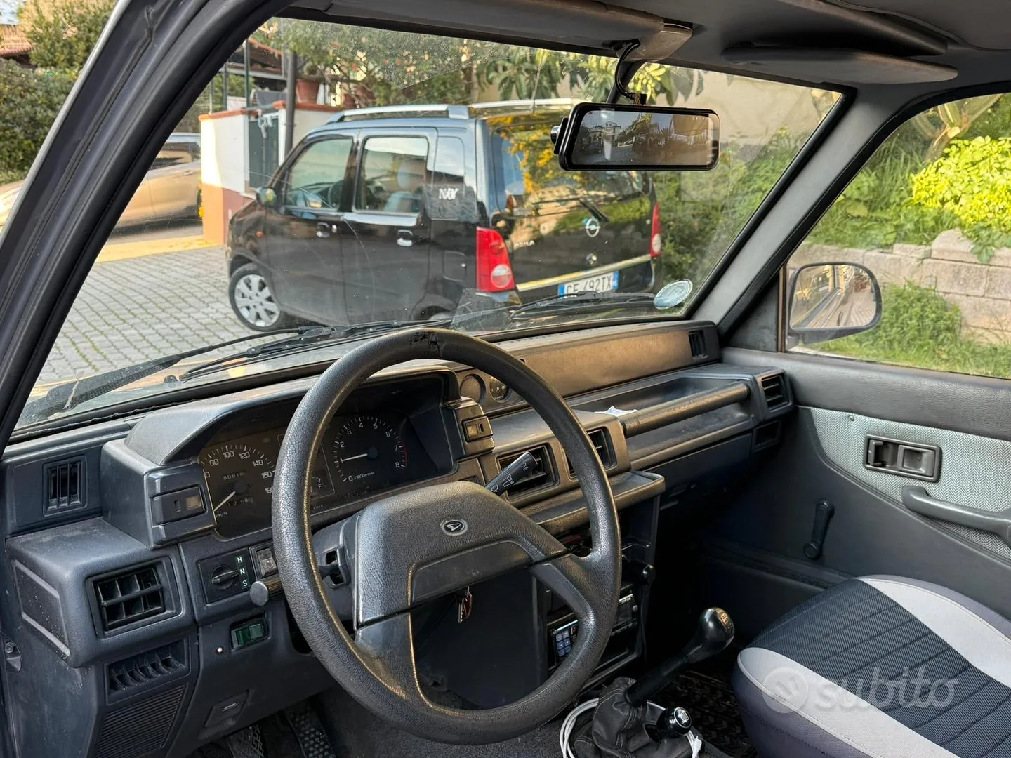 Daihatsu Feroza 1990 photo 5