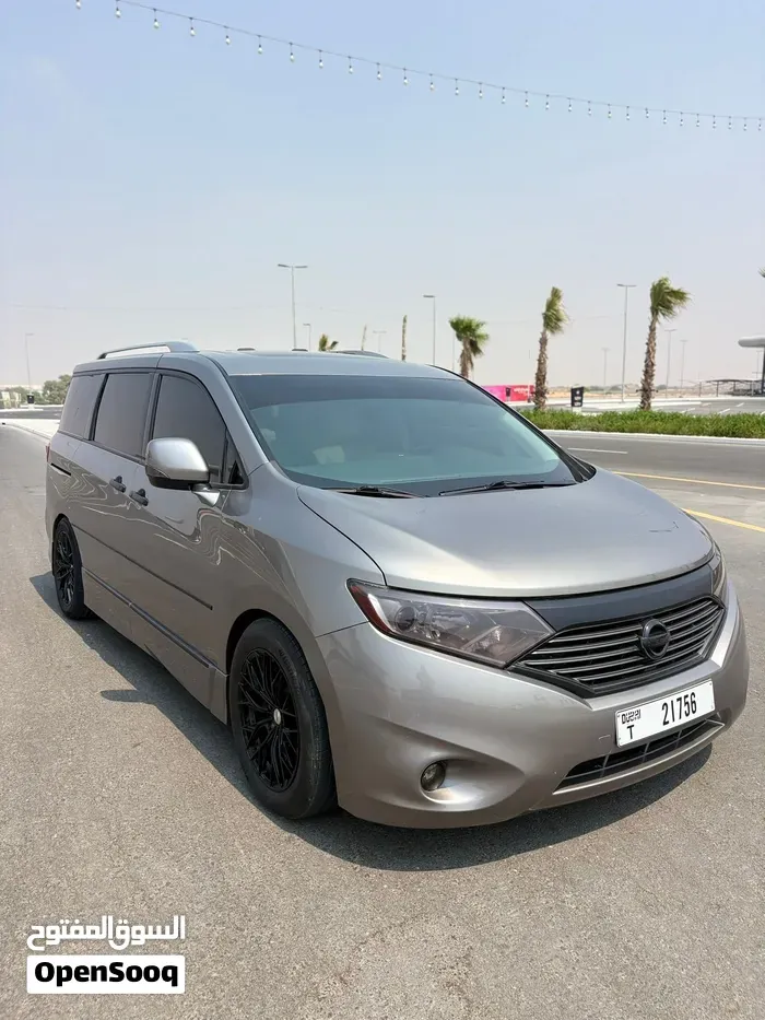 Nissan Quest 2011 photo 2