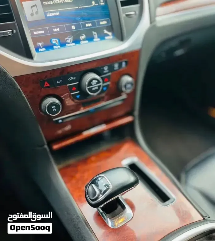 Chrysler 300 2015 photo 3