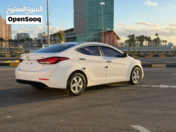 Hyundai Elantra 2014 photo 4