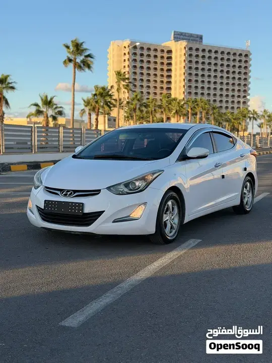 Hyundai Elantra 2014 photo 3