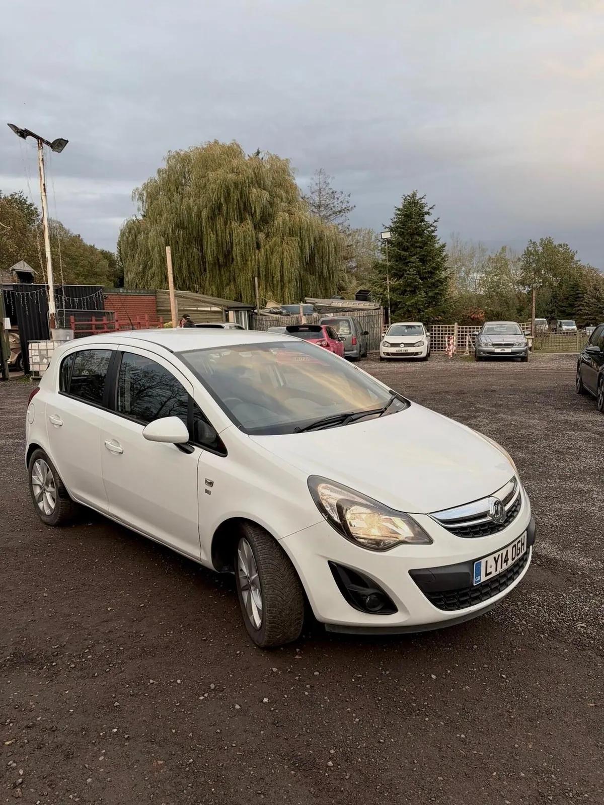 Vauxhall Corsa 2014 photo 2