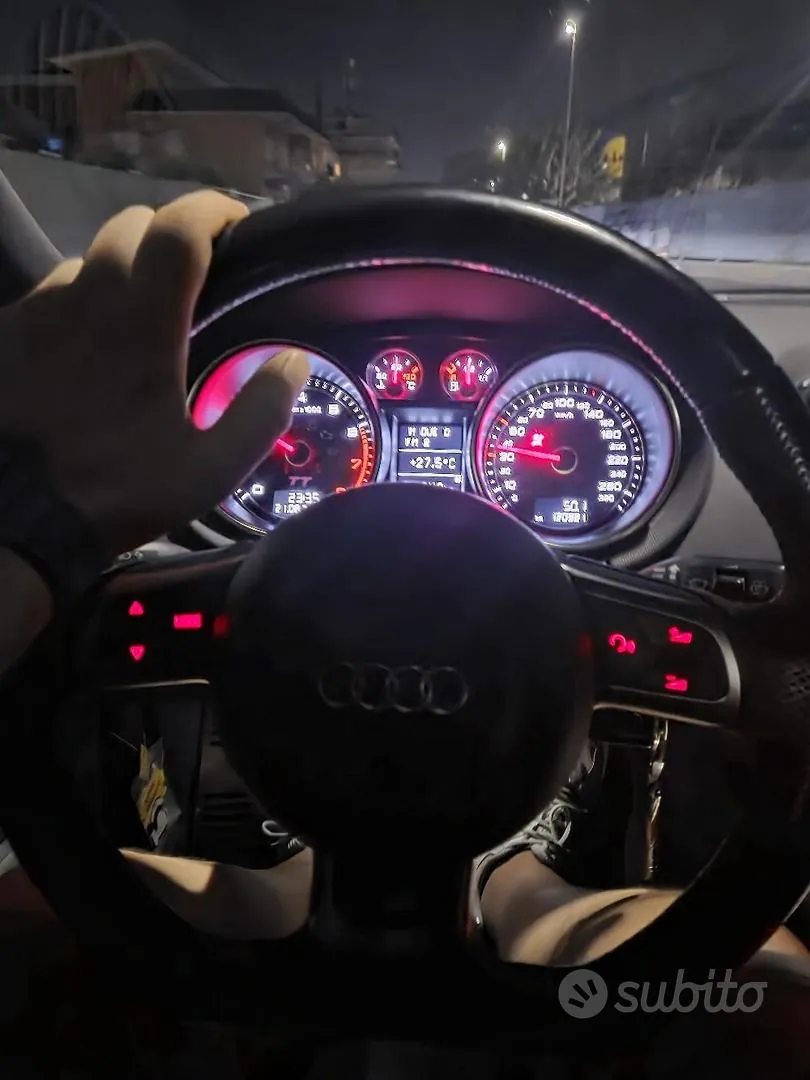 Audi Tt 2010 photo 3