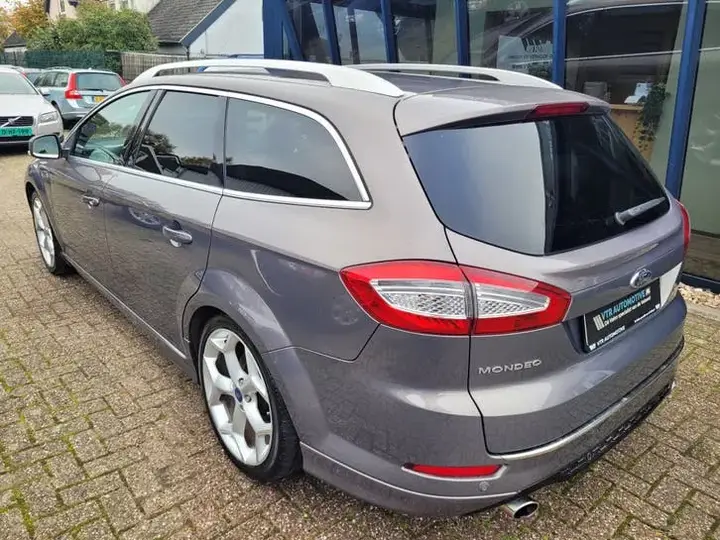 Ford Mondeo 2011 photo 2