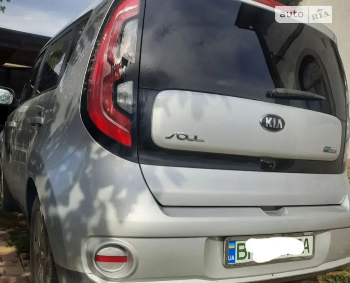 Kia Soul 2017 photo 2
