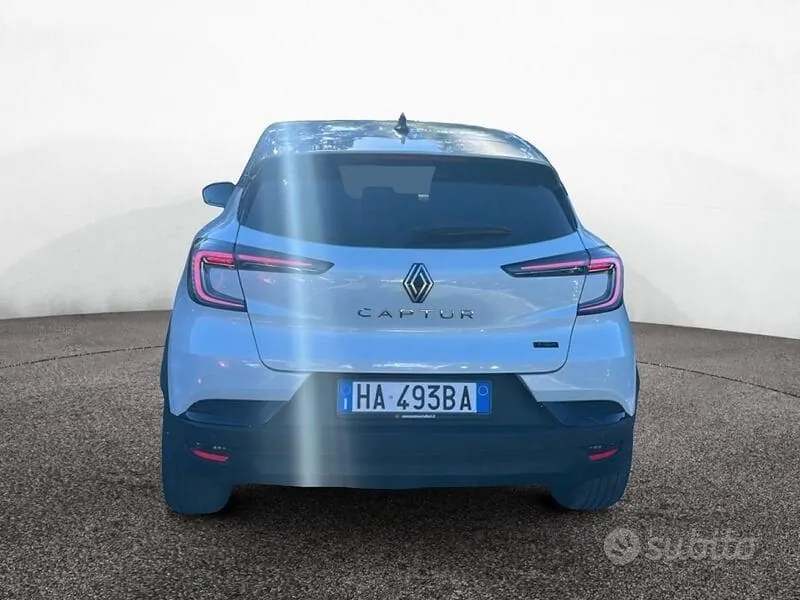 Renault Captur 2025 photo 5