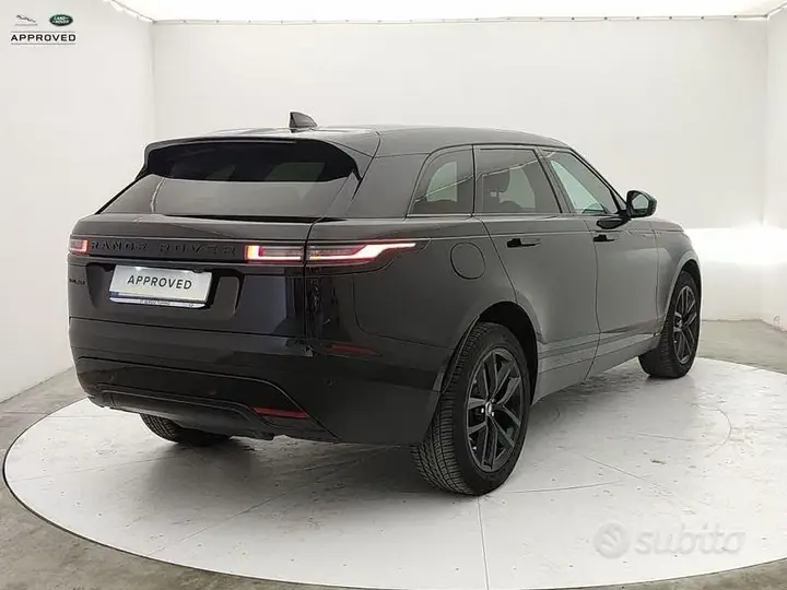 Land Rover Velar 2024 photo 2
