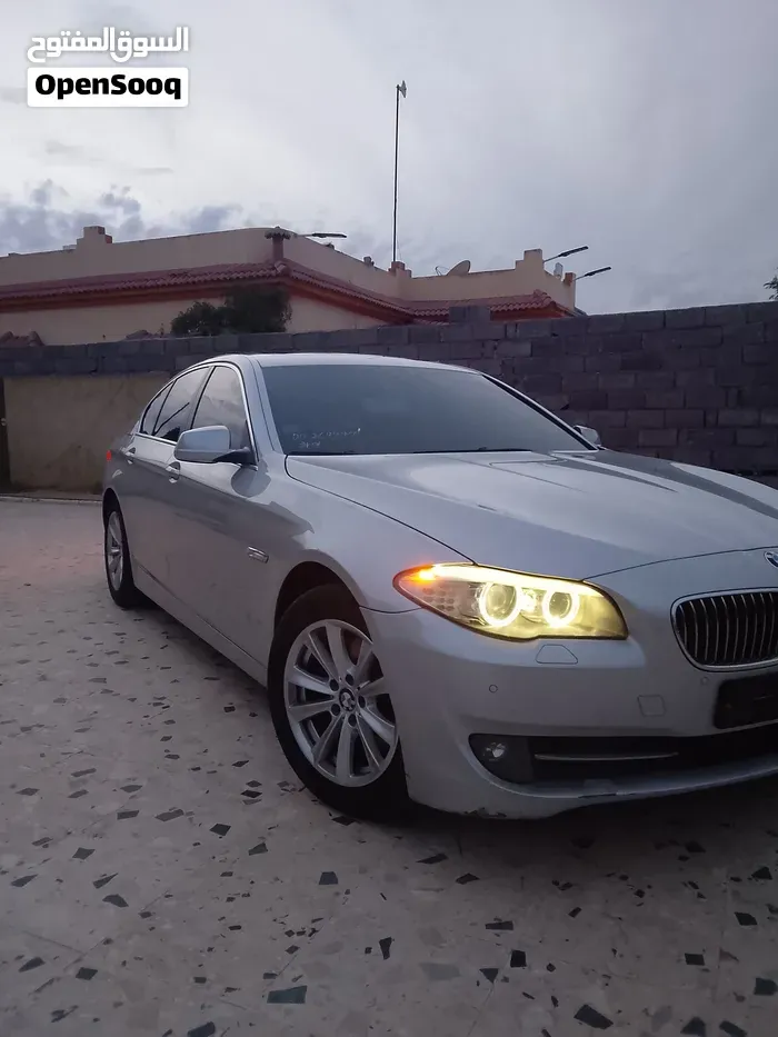BMW 5 Series 2013 photo 4