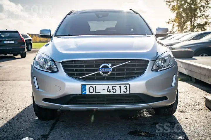 Volvo Xc60 2017 photo 2