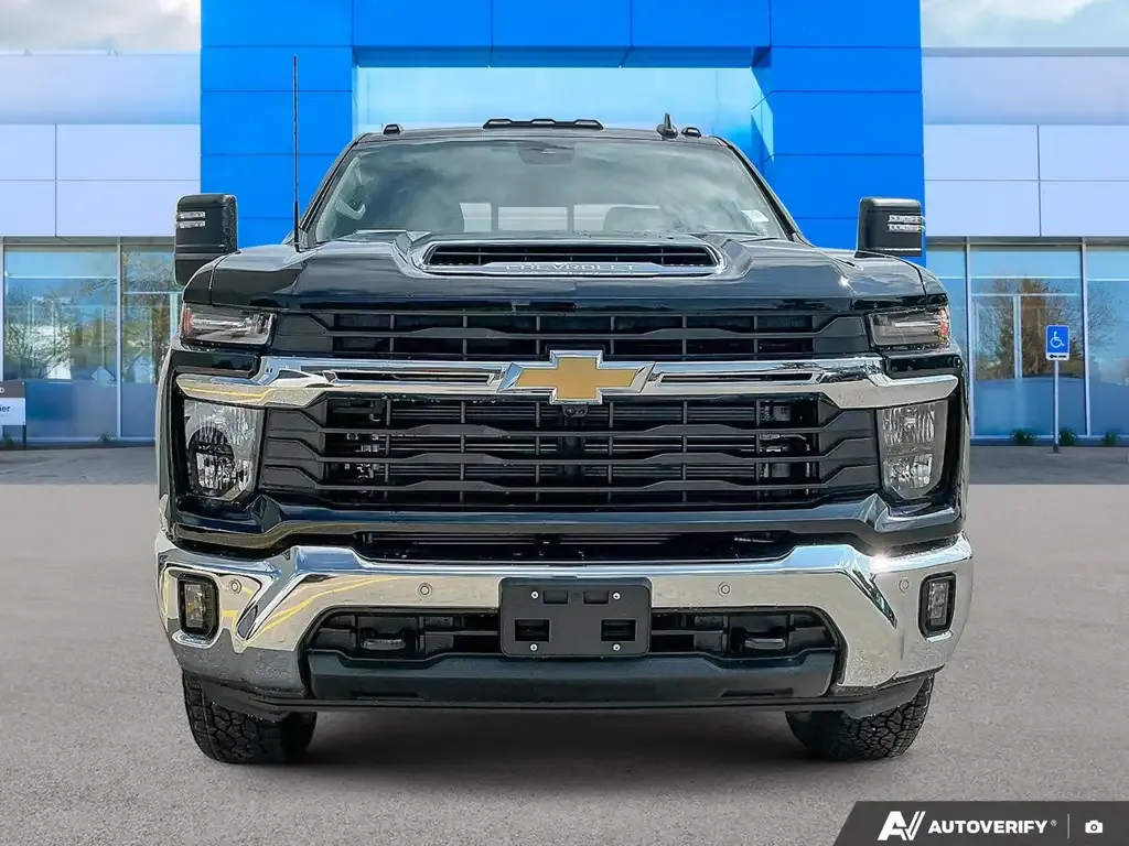 Chevrolet Silverado 2500 2026 photo 3