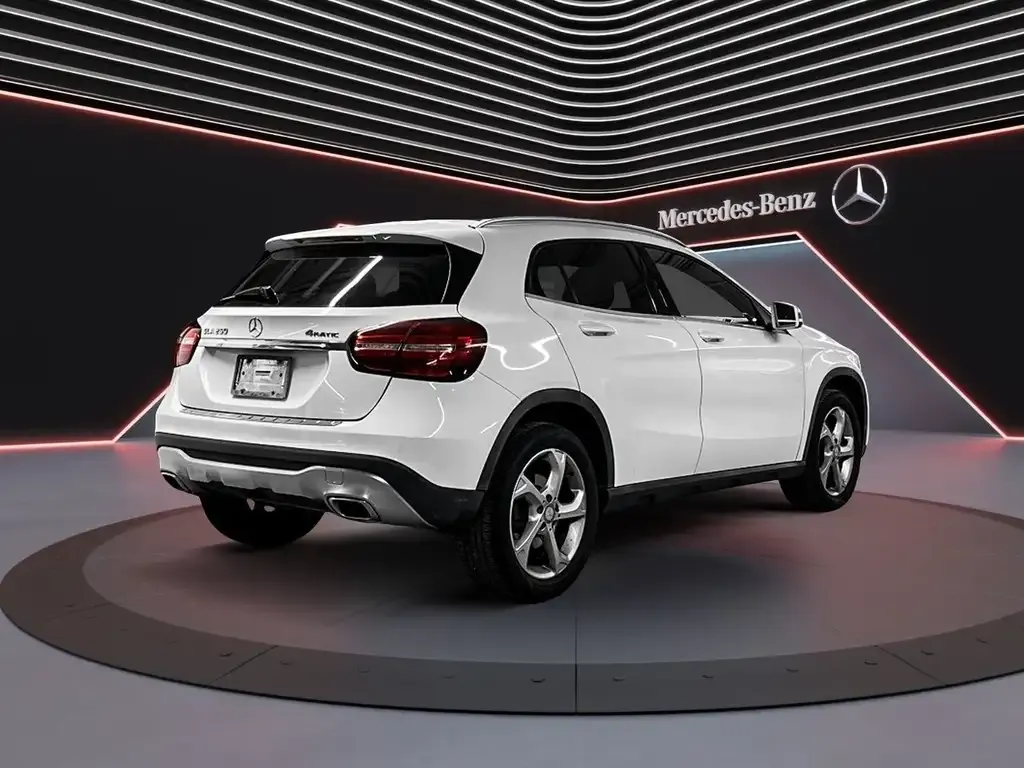 Mercedes-Benz Gla 2018 photo 4
