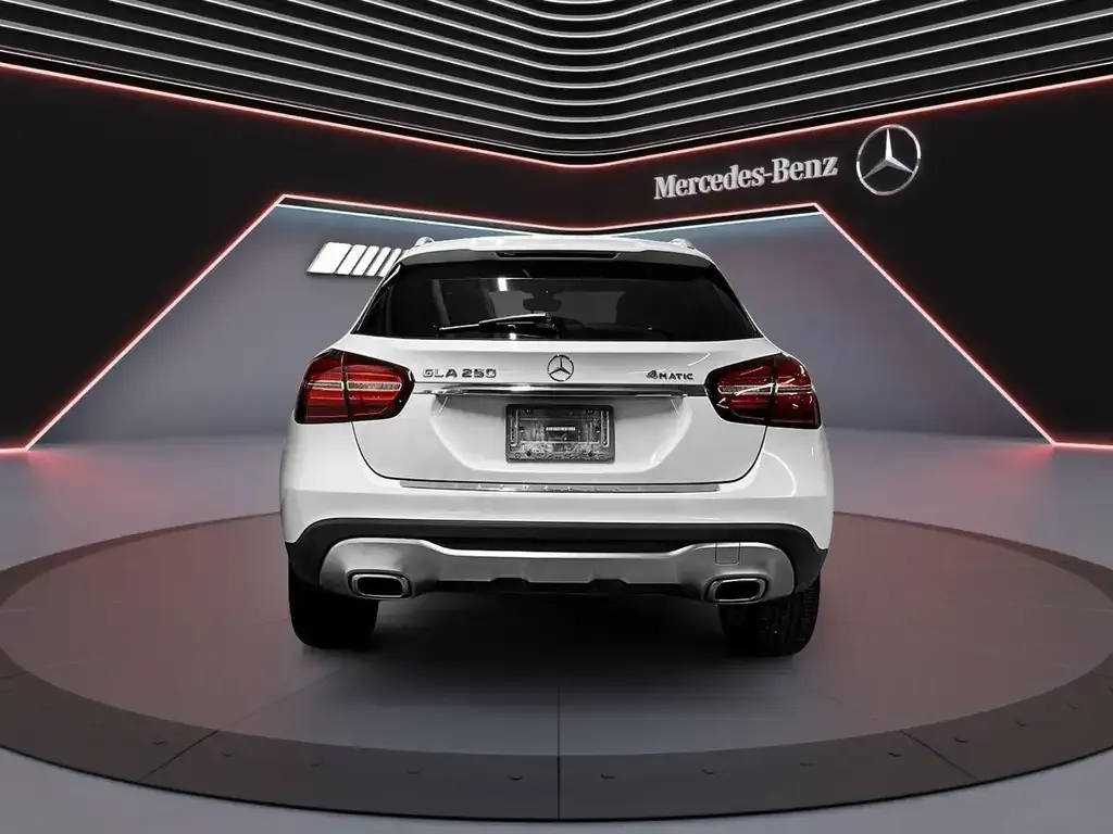 Mercedes-Benz Gla 2018 photo 3