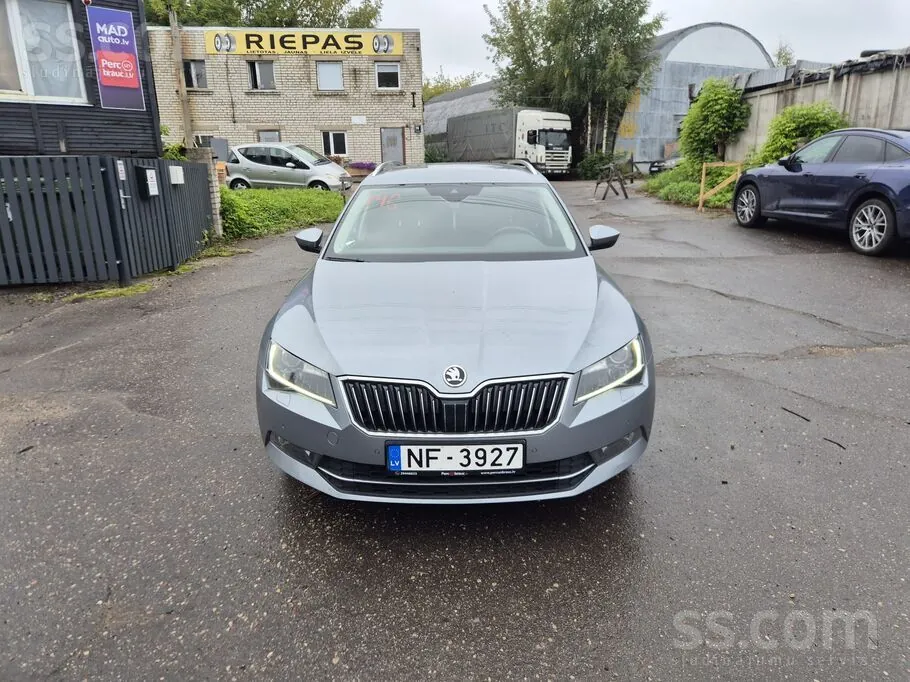 Skoda Superb 2017 photo 3