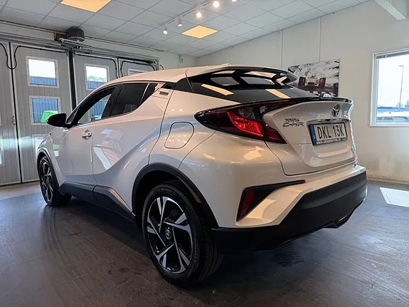 Toyota C-Hr 2023 photo 3