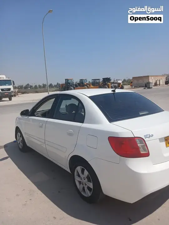 Kia Rio 2010 photo 3